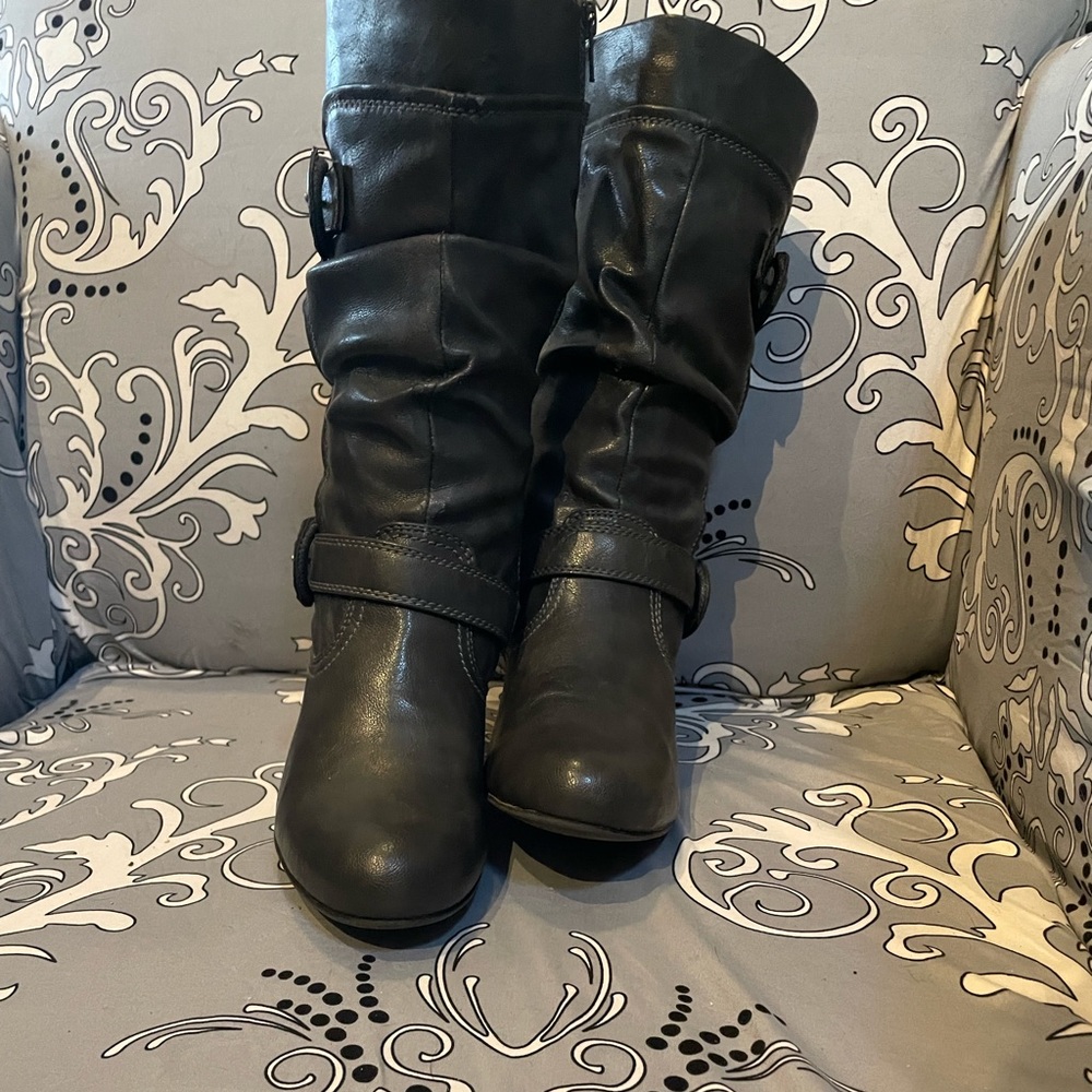 Grey heeled boots